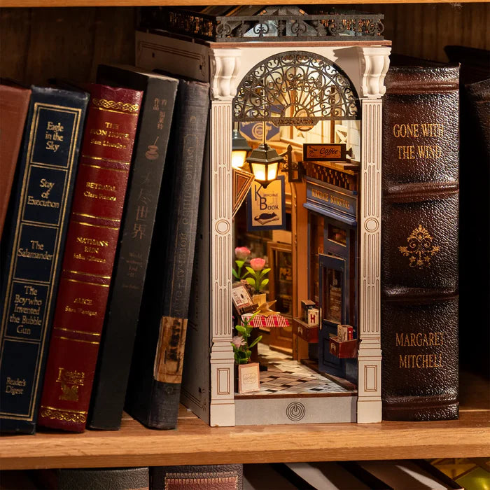 Arcade Dating | Старовинний паризький пасаж