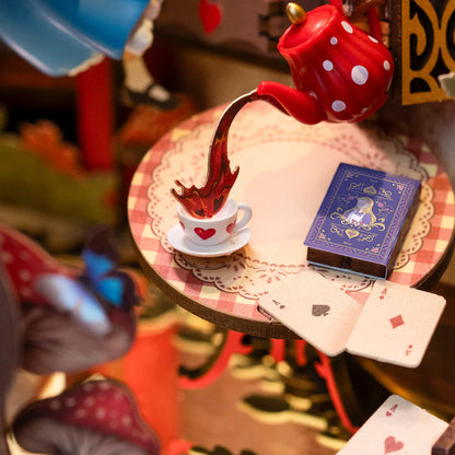 Alice Adventure | Пригоди Аліси | Knyharnia BoekUA