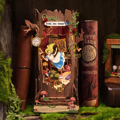 Alice Adventure | Пригоди Аліси | Knyharnia BoekUA