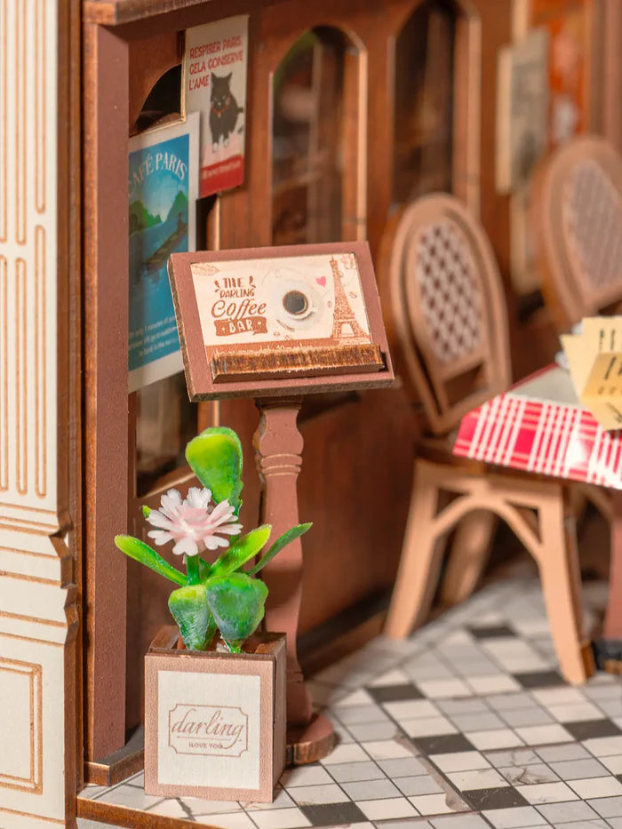 BookNook Arcade Dating | Старовинний паризький пасаж. Купити українські книги з доставкою по Європі: Нідерланди, Австрія, Бельгія, Люксембург. Книгарня BoekUA